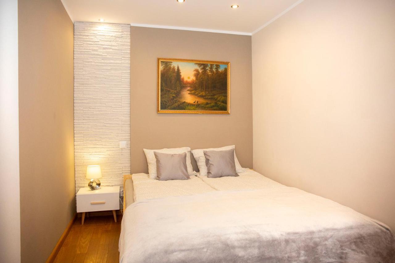 Apartament Bieszczadzkie Anioly Daire Ustrzyki Dolne Dış mekan fotoğraf